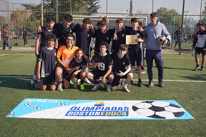 Nuestro colegio presente en el Futbolito Intermedia Varones de las Olimpiadas BostonEduca 2025