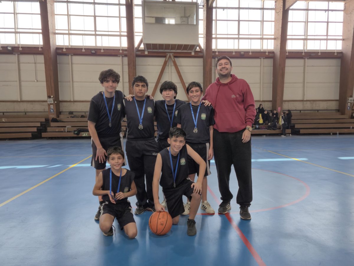 Colegio Manantial logra doble vicecampeonato comunal en Básquetbol Sub-14