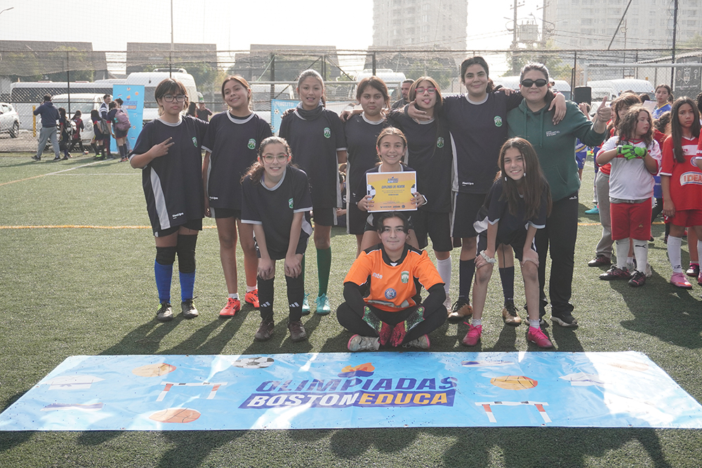 Nuestras estudiantes participaron en el cierre del Futbolito Mini Damas de las Olimpiadas BostonEduca