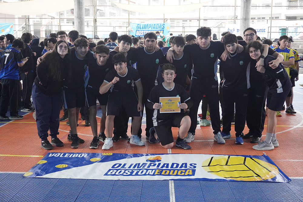 Nuestros estudiantes compitieron en el cierre de la temporada de vóleibol de las Olimpiadas BostonEduca